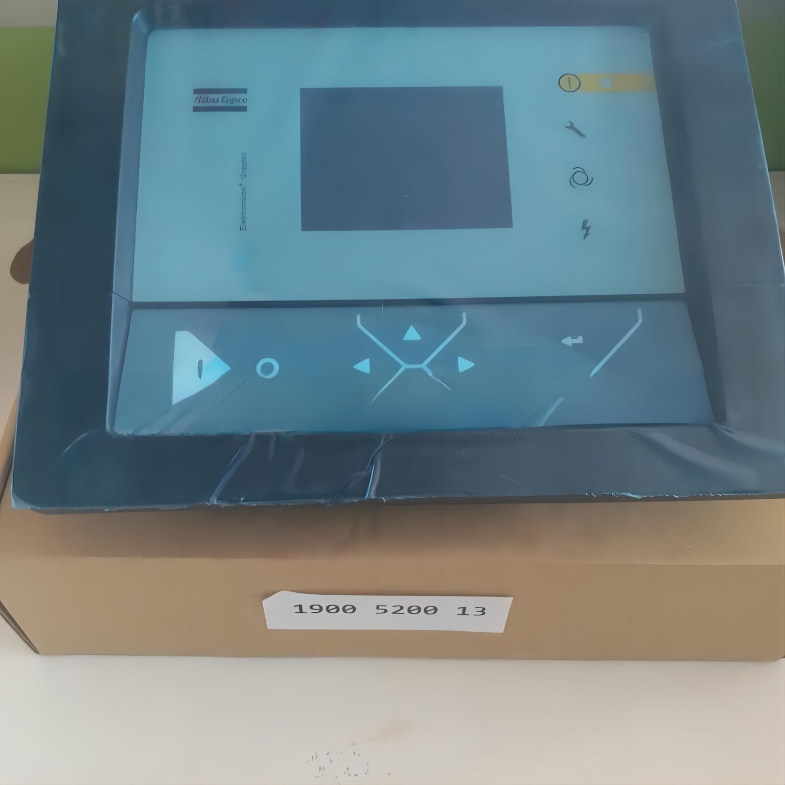 Atlas Copco 1530240017 PANEL DE CONTROL Por piezas de compresores de aire Proveedor original de China